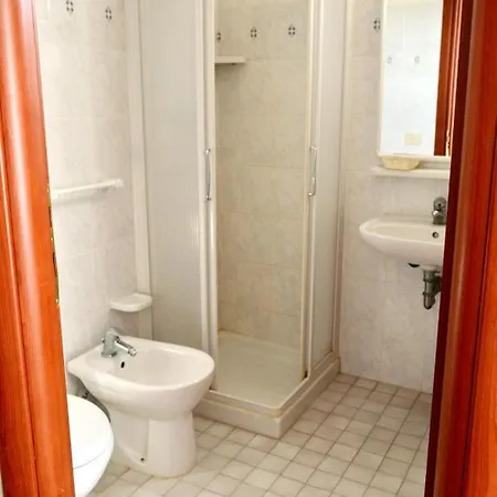 In Guest - New Cirene Economy Double And Full Package Penzion *
